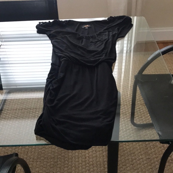 Black dress with beading at the shoulders - Picture 1 of 2